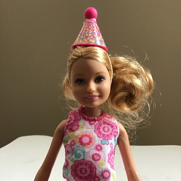Vintage. Barbie Collectible / Stacie Birthday Party - Picture 1 of 4